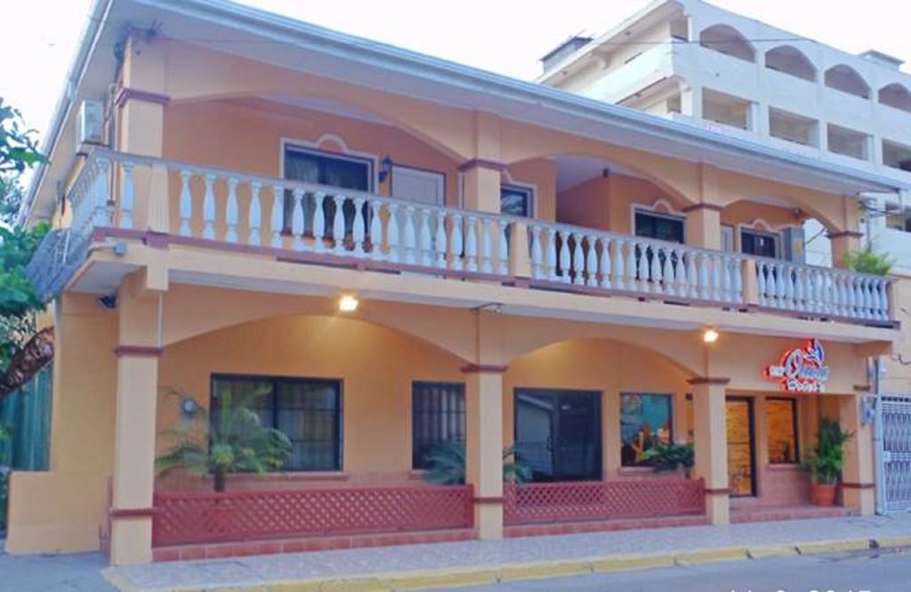 Uw Oasis Hotel Ла-Сейба Екстер'єр фото